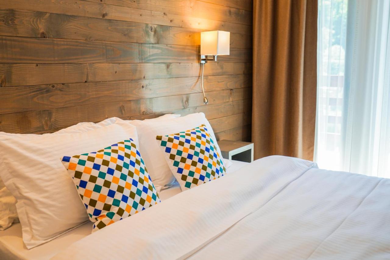 Montana 219 Hotel Valea Draganului Luaran gambar